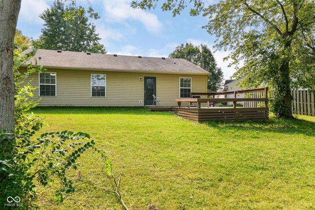 776 Alvey Court, Greenwood, IN 46143
