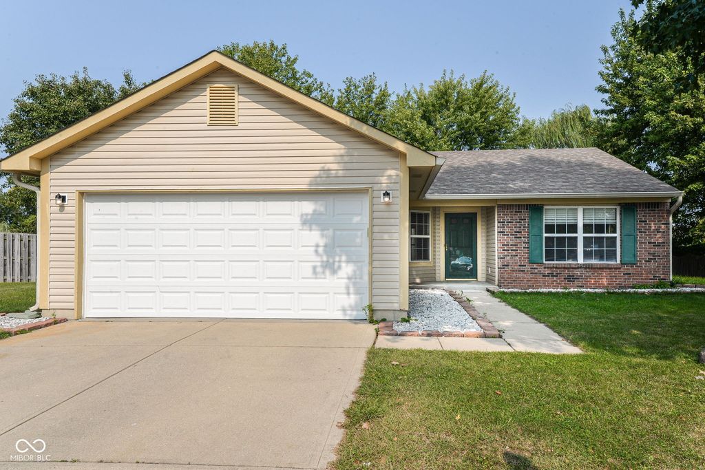 776 Alvey Court, Greenwood, IN 46143