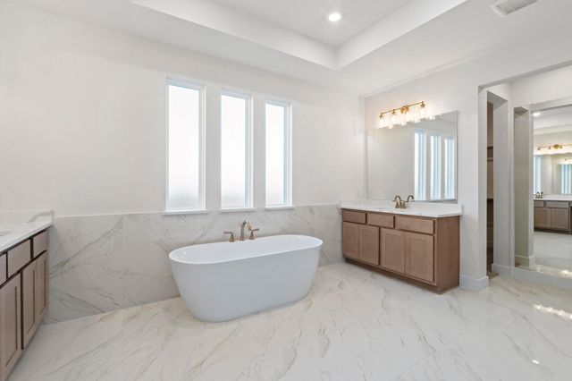 604 Lightstone DR, Georgetown, TX 78633