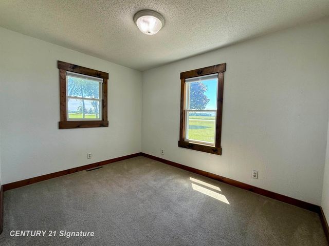 101 E Laporte Road, Mt Haley Twp, MI 48637