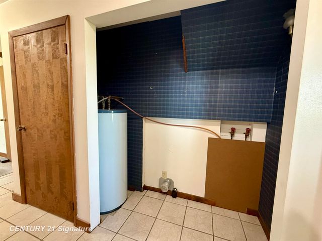 101 E Laporte Road, Mt Haley Twp, MI 48637
