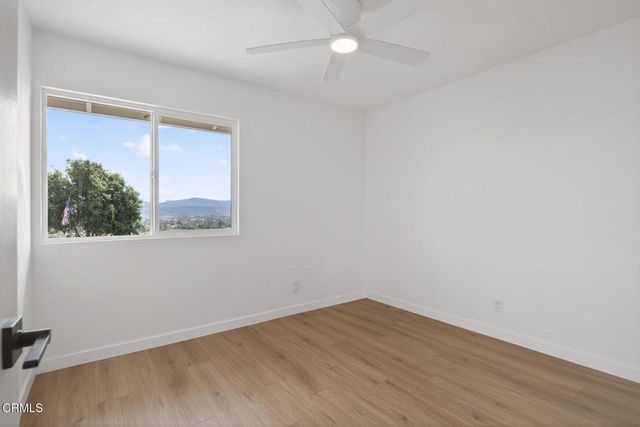 921 Calle Pinata, Thousand Oaks, CA 91320