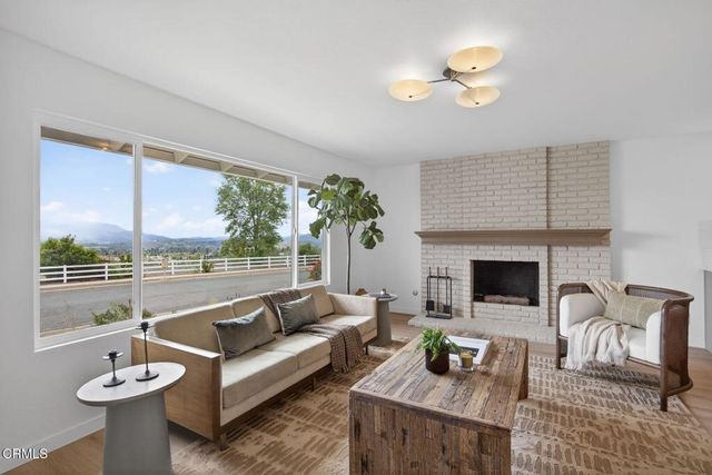 921 Calle Pinata, Thousand Oaks, CA 91320