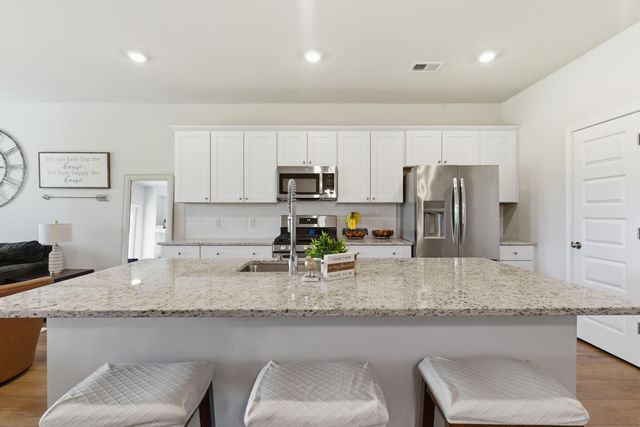 137 Post Mill Drive, Summerville, SC 29485