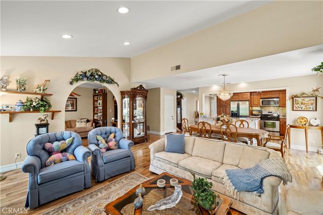 27826 TORROBA, Mission Viejo, CA 92692