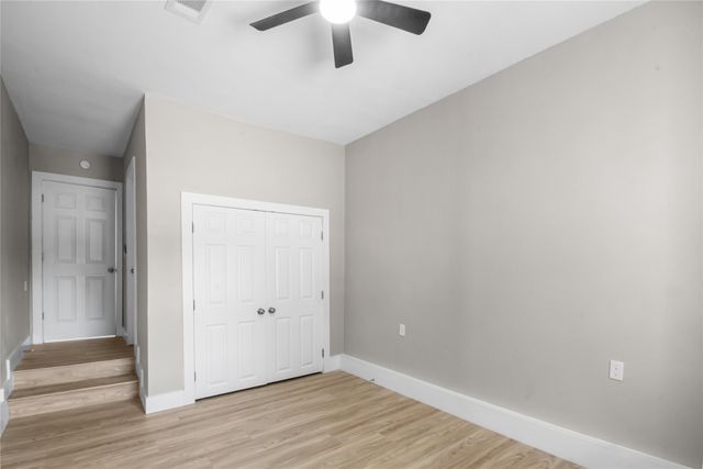 5624 S Hampshire Boulevard, Fort Worth, TX 76112