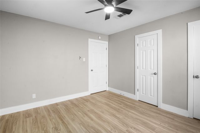 5624 S Hampshire Boulevard, Fort Worth, TX 76112