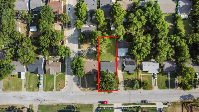 5624 S Hampshire Boulevard, Fort Worth, TX 76112