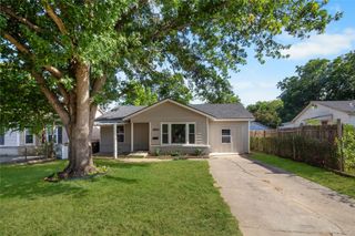 5624 S Hampshire Boulevard, Fort Worth, TX 76112