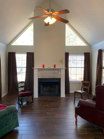 126 Wildwood Trail, Holly Lake Ranch, TX 75765