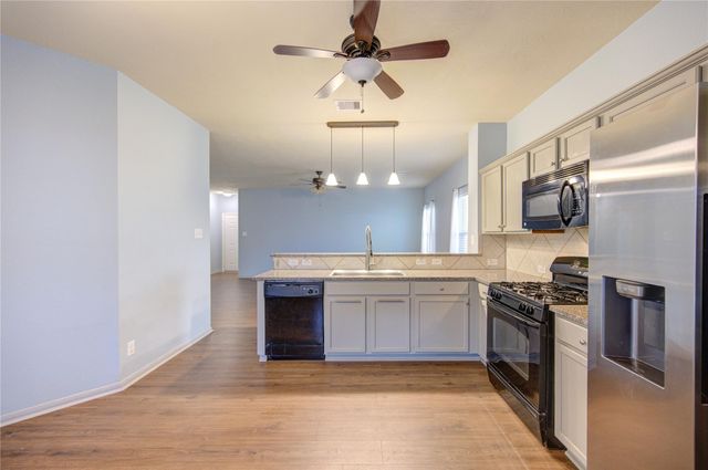 19022 Ayston Drive, Tomball, TX 77375