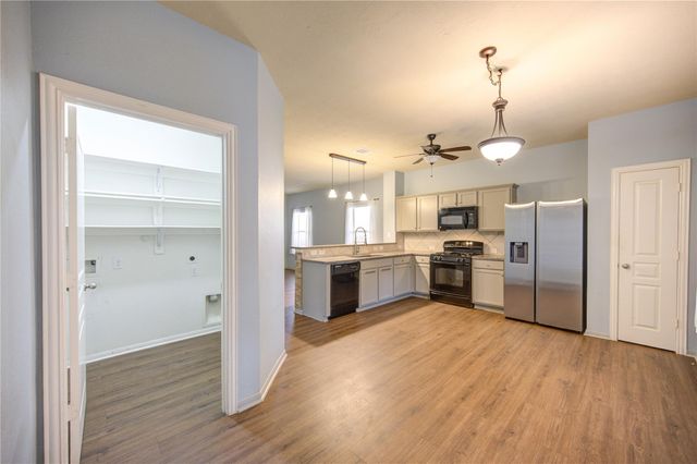 19022 Ayston Drive, Tomball, TX 77375