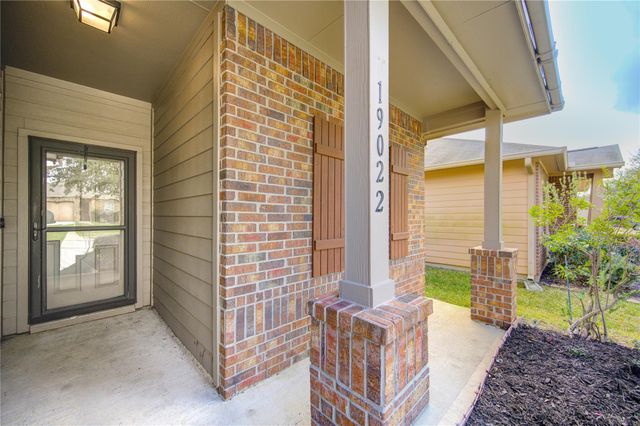 19022 Ayston Drive, Tomball, TX 77375