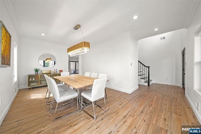 129 Rivervale Road, River Vale, NJ 07675