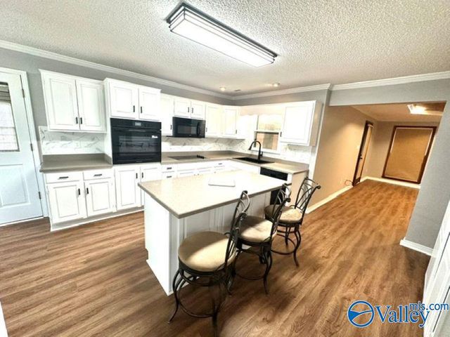 2321 Shelburne Avenue SW, Decatur, AL 35603