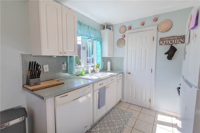 151 Willet Avenue 5, East Providence, RI 02915