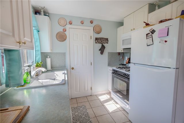 151 Willet Avenue 5, East Providence, RI 02915