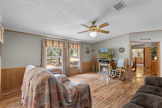 6689 SE 55TH STREET, Trenton, FL 32693