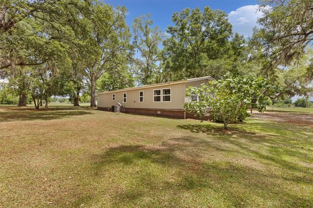 6689 SE 55TH STREET, Trenton, FL 32693