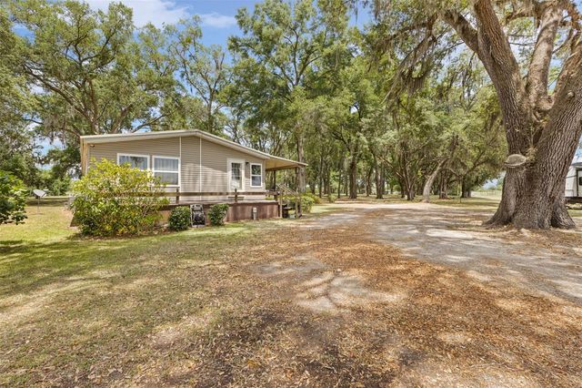 6689 SE 55TH STREET, Trenton, FL 32693