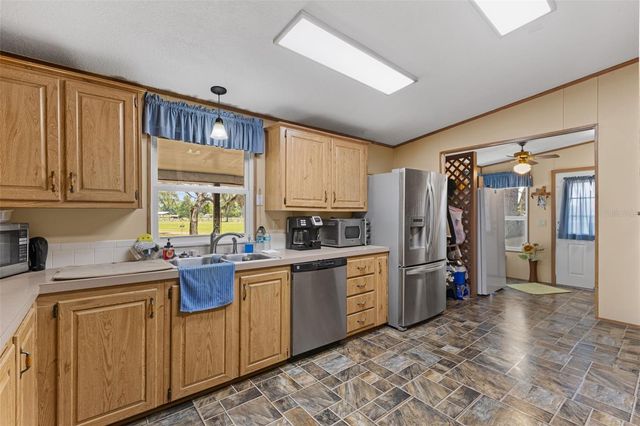 6689 SE 55TH STREET, Trenton, FL 32693