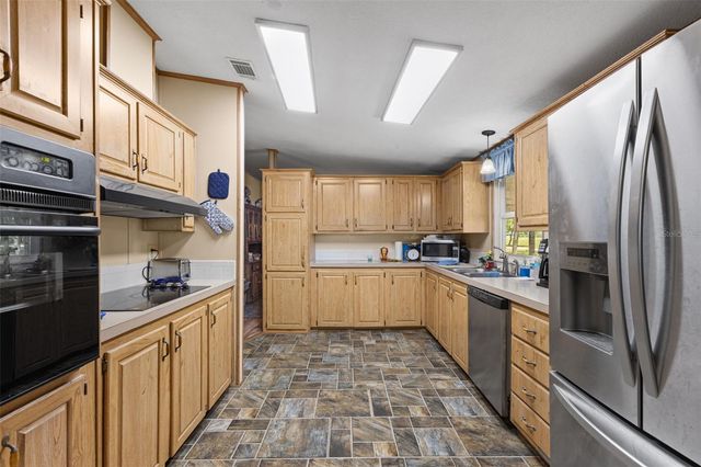 6689 SE 55TH STREET, Trenton, FL 32693