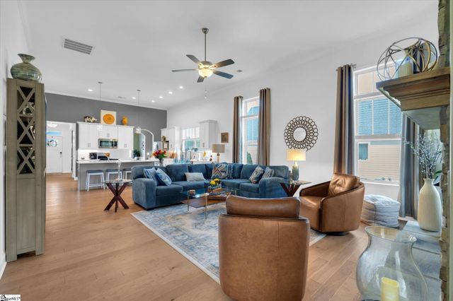 218 Montview Circle, Greenville, SC 29617