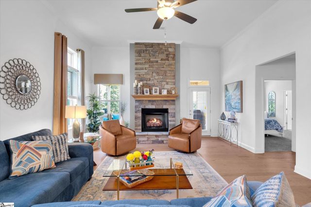 218 Montview Circle, Greenville, SC 29617