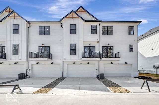 4481 Yellowwood Avenue, Brownsburg, IN 46112