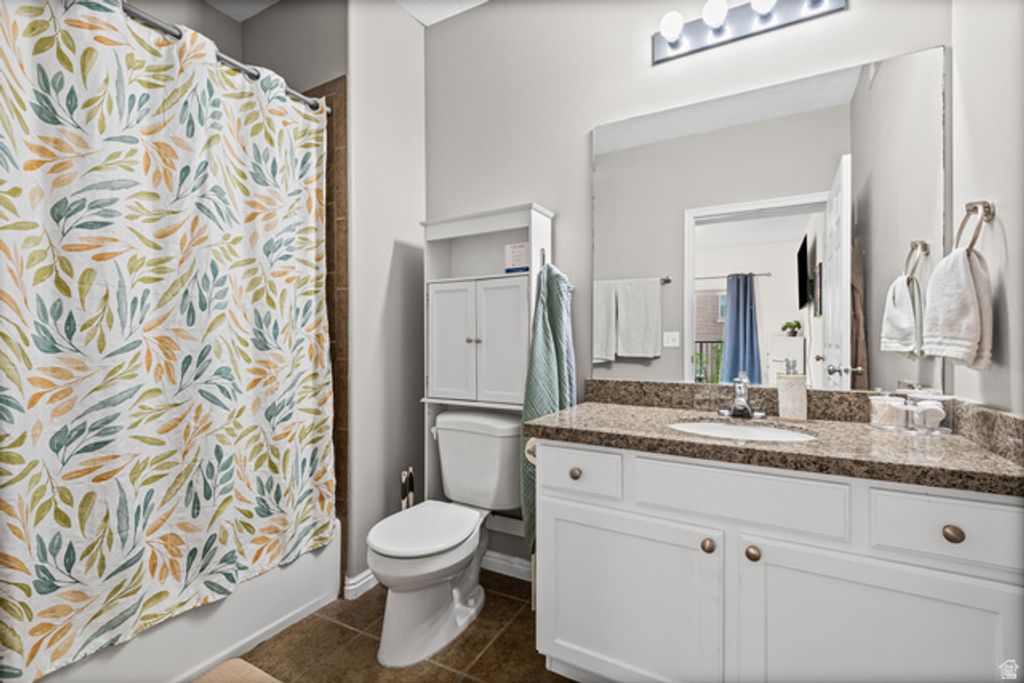 Image 17 of property listing at 180 W ALBION VILLAGE WAY #301, Sandy, UT 84070