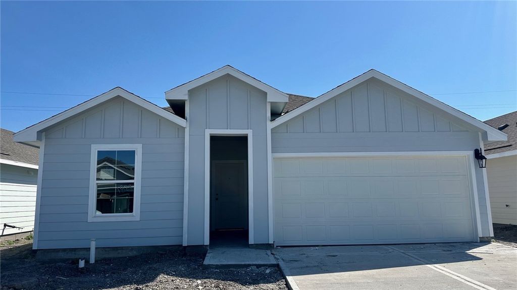 1829 Osbert Nelly Dr, Corpus Christi, TX 78417