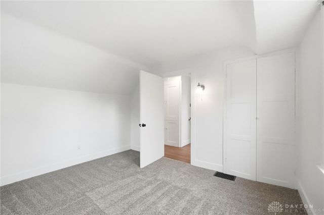 560 Irving Avenue, Oakwood, OH 45409