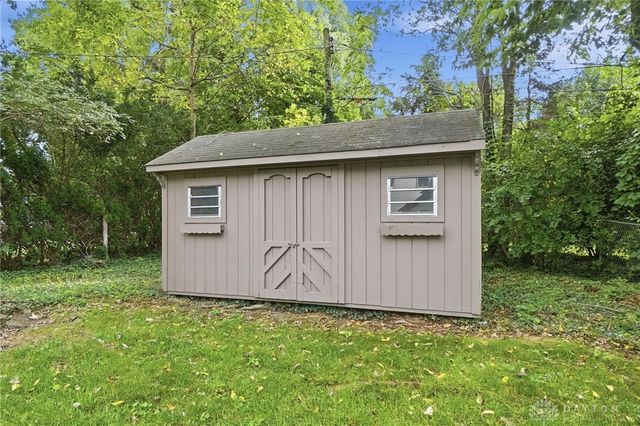 560 Irving Avenue, Oakwood, OH 45409