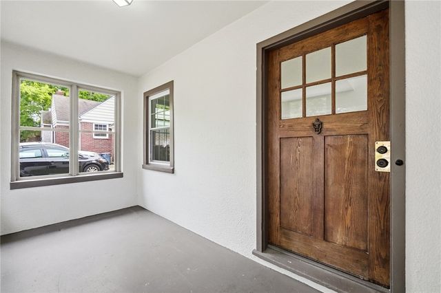 560 Irving Avenue, Oakwood, OH 45409