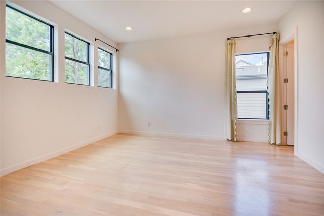 6915 Pasadena Avenue, Dallas, TX 75214
