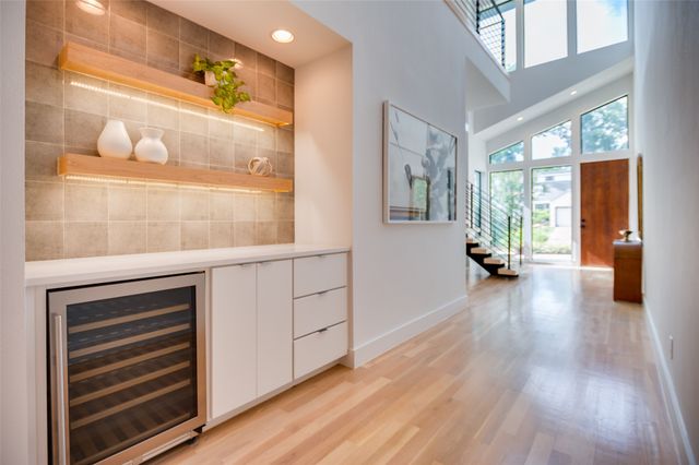 6915 Pasadena Avenue, Dallas, TX 75214