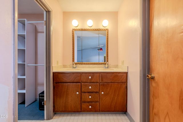 202 Kings Way, Central Point, OR 97502