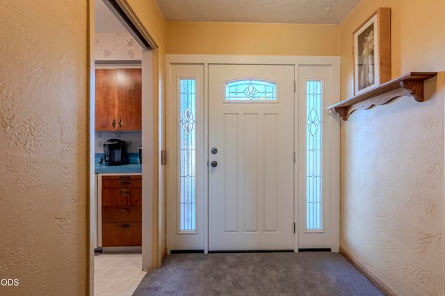 202 Kings Way, Central Point, OR 97502