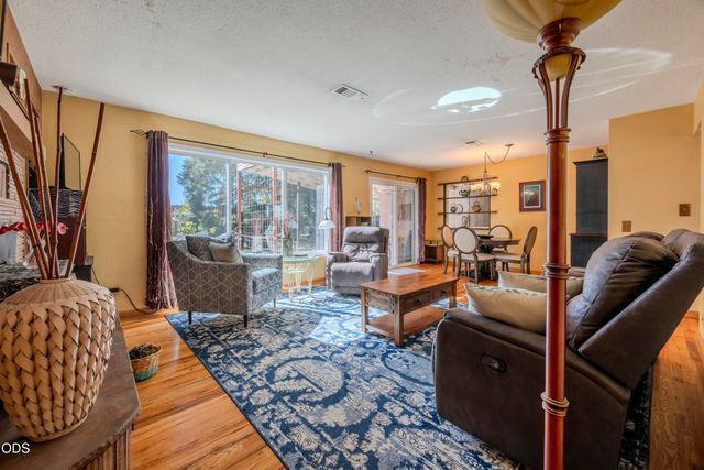 202 Kings Way, Central Point, OR 97502