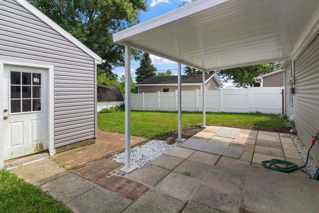 261 Sunset Drive S, Johnstown, OH 43031