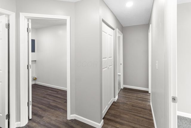 261 Sunset Drive S, Johnstown, OH 43031