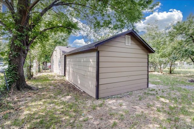 3212 E Fairhaven Dr., Wichita, KS 67216
