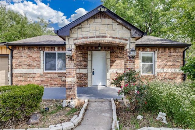 3212 E Fairhaven Dr., Wichita, KS 67216
