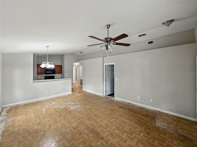 829 N LAKE AVENUE, Lakeland, FL 33801