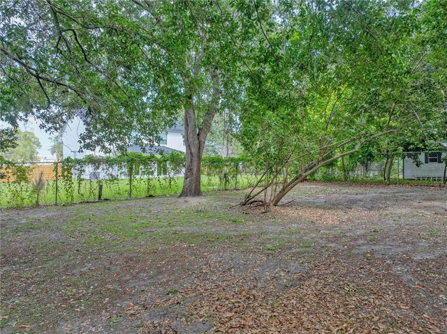 829 N LAKE AVENUE, Lakeland, FL 33801