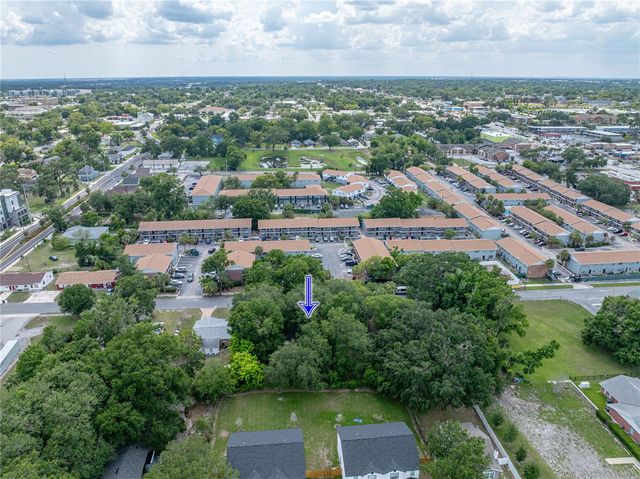 829 N LAKE AVENUE, Lakeland, FL 33801