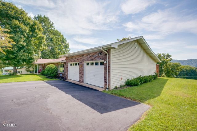 227 Highfield Road, Bristol, TN 37620