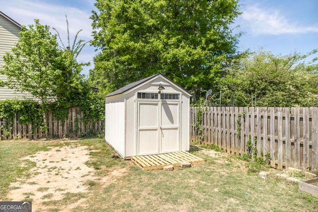 100 Taconic Court, Bonaire, GA 31005