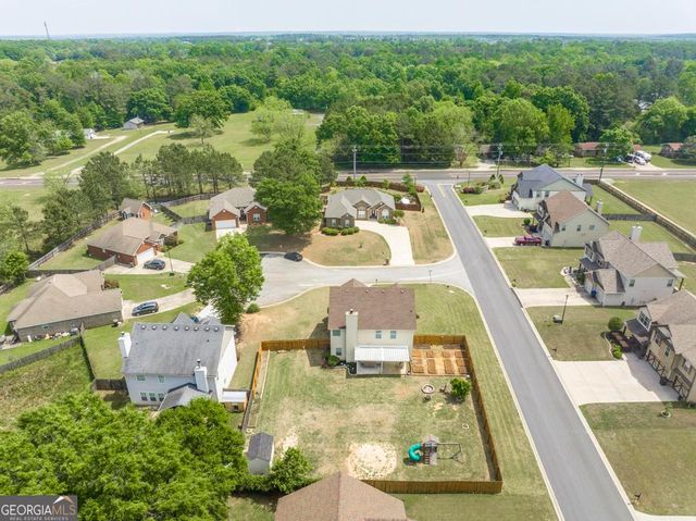 100 Taconic Court, Bonaire, GA 31005