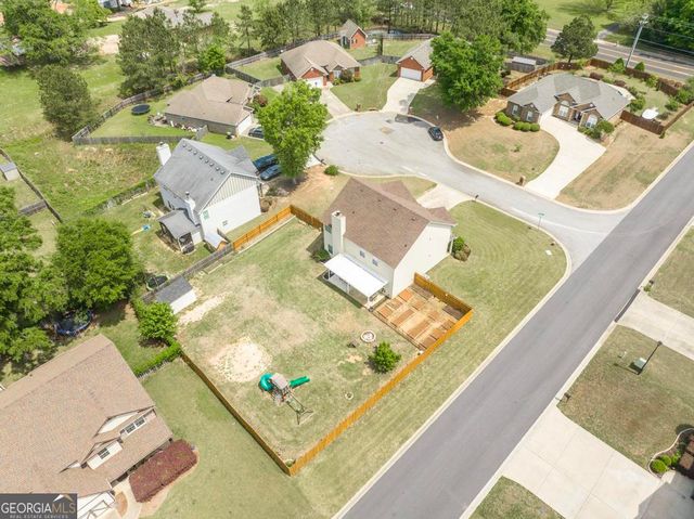 100 Taconic Court, Bonaire, GA 31005